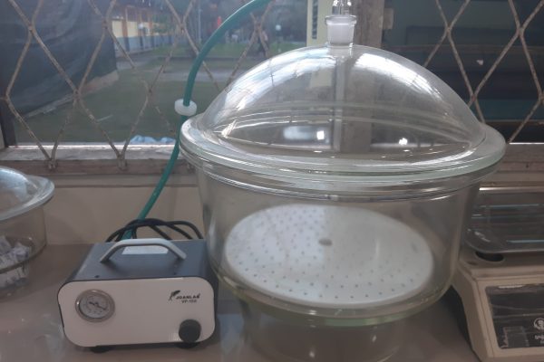 Desikator Vakum 18,5 L_Duran